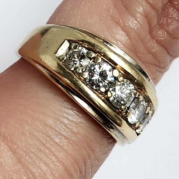 [SOLD] Vid Clip 9.38g 14k SOLID Gold Diamond Channel Set Ring Signed Sz 8 - Picture 13 of 13